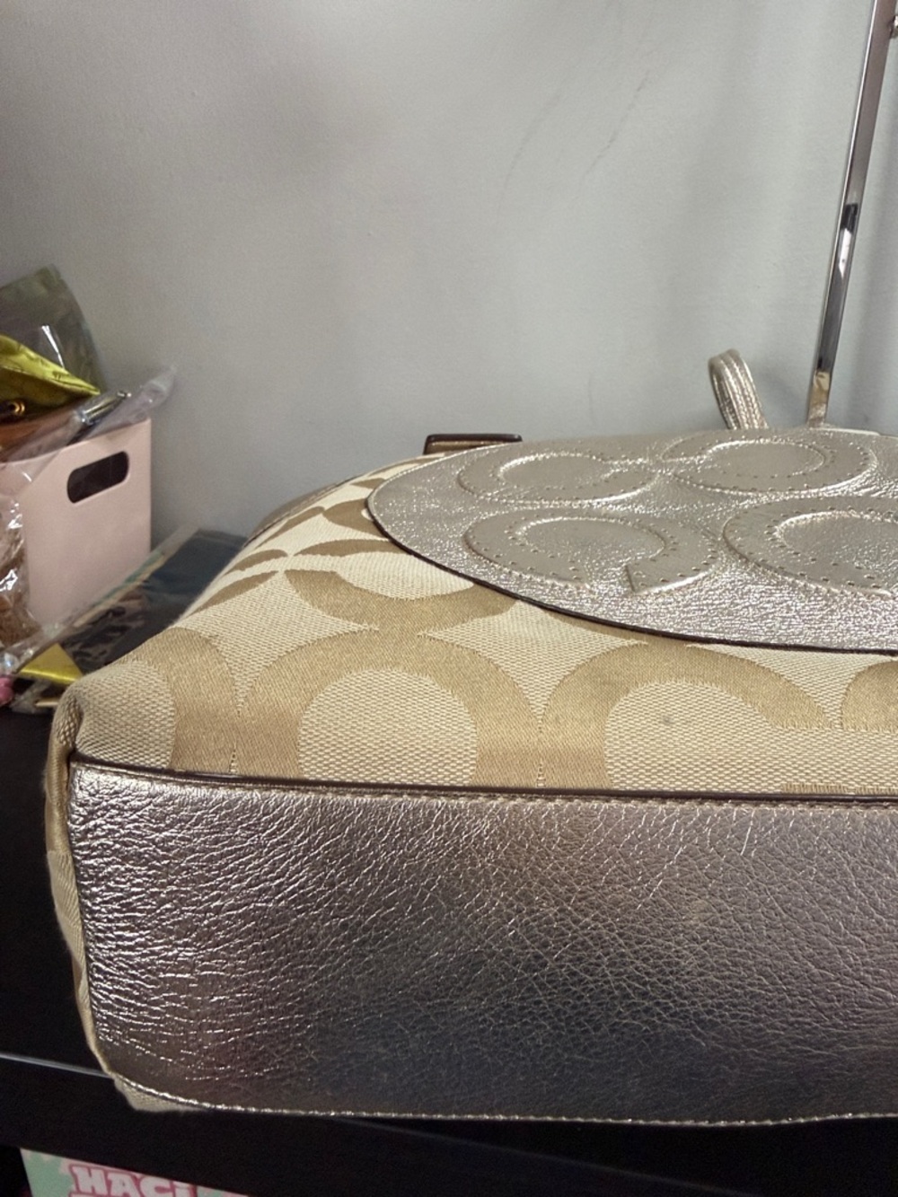 Coach Julia Op Art Perry Gold Tote Bag with original hangtags! - Picture 13 of 17